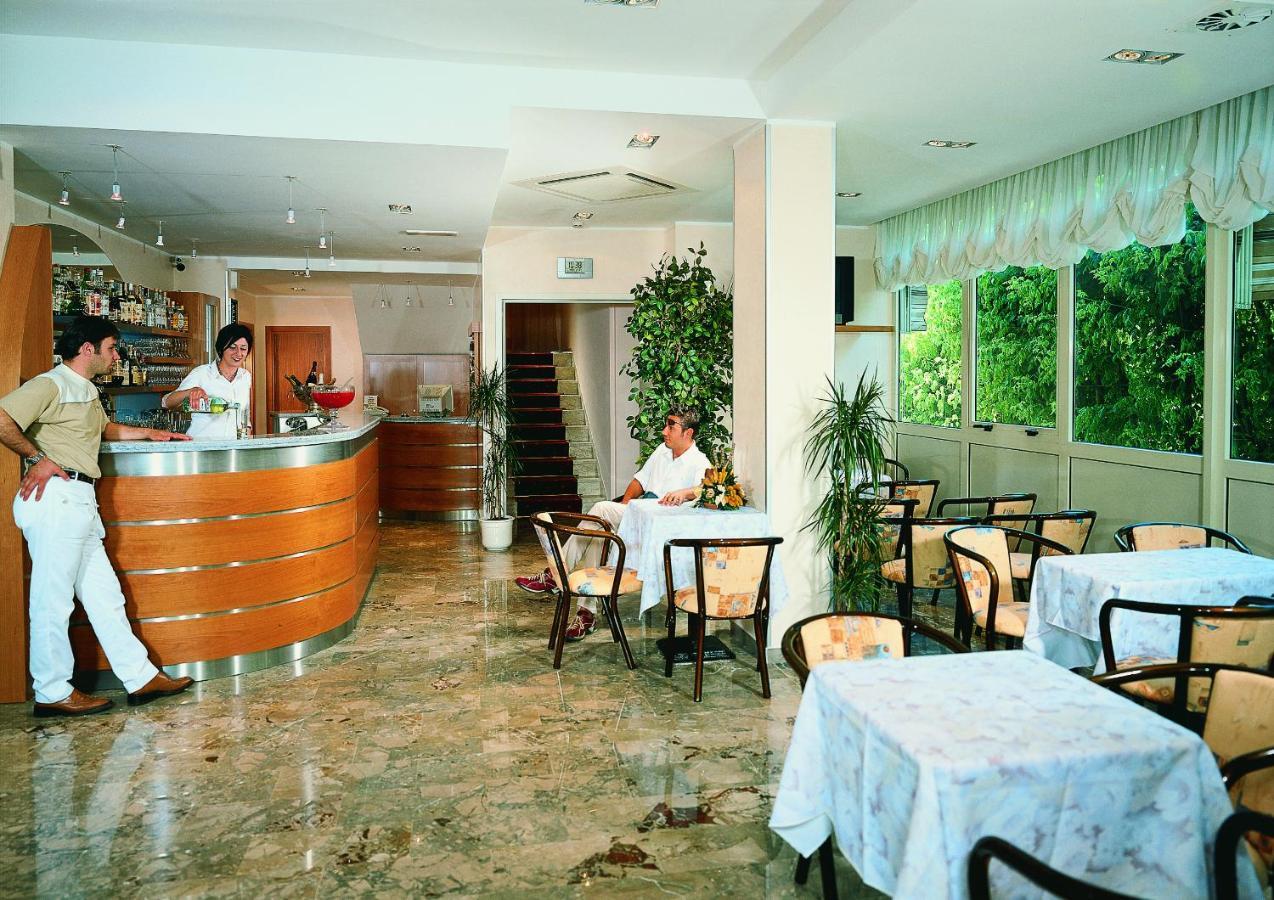California Pastry Hotel แชร์เวีย ภายนอก รูปภาพ