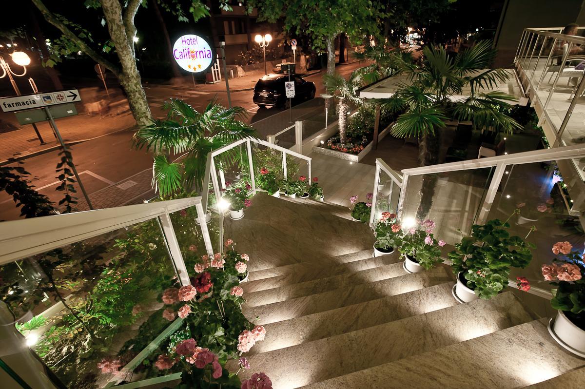 California Pastry Hotel แชร์เวีย ภายนอก รูปภาพ