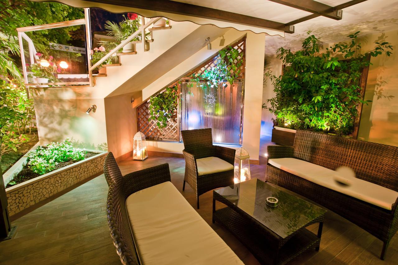 California Pastry Hotel แชร์เวีย ภายนอก รูปภาพ