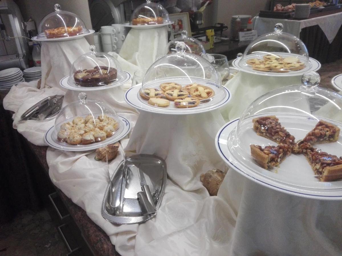 California Pastry Hotel แชร์เวีย ภายนอก รูปภาพ